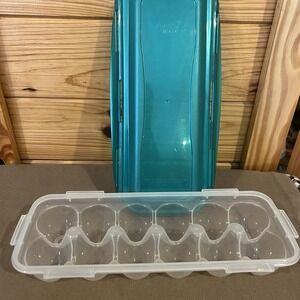 Lock & Lock Plastic Egg Holder for 12 Eggs Green Snap on Lid GUC